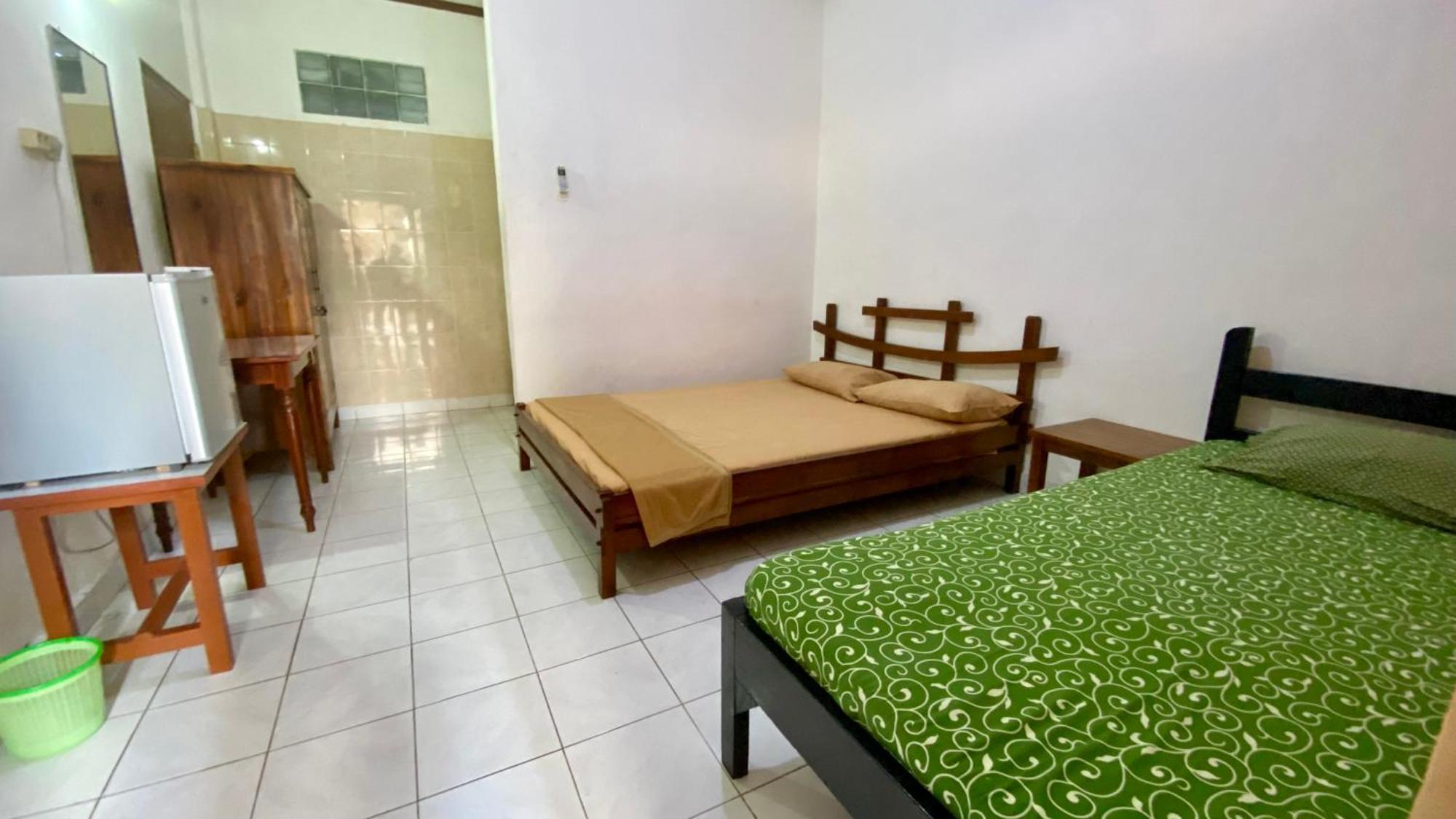 Bungalow Kempu Taman Ayu I Kuta  Exterior photo